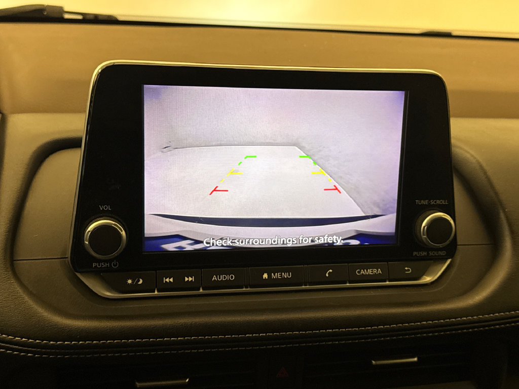 Used 2023 Nissan Rogue S AWD/4WD image 22