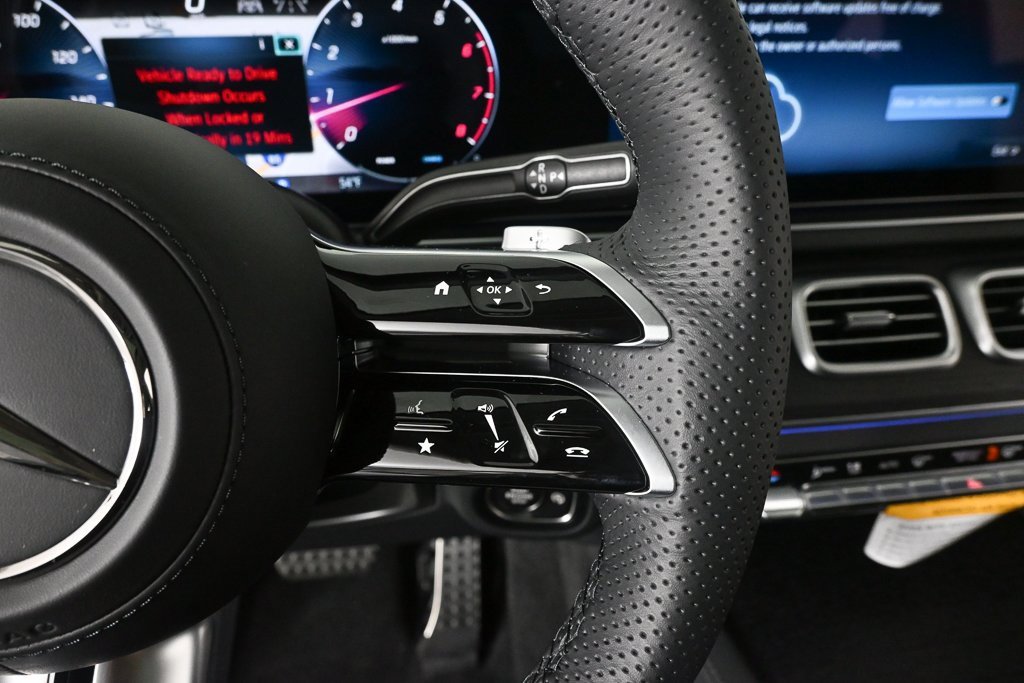 New 2026 Mercedes-Benz GLS 450 4MATIC image 11