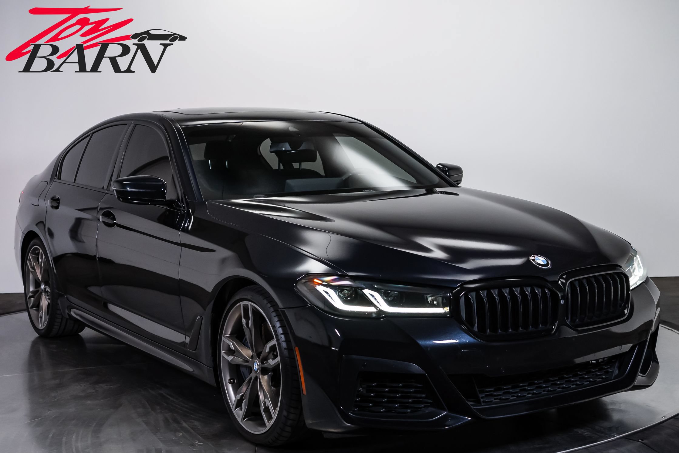 Used 2021 BMW M550i xDrive w/ Executive Package AWD/4WD image 7