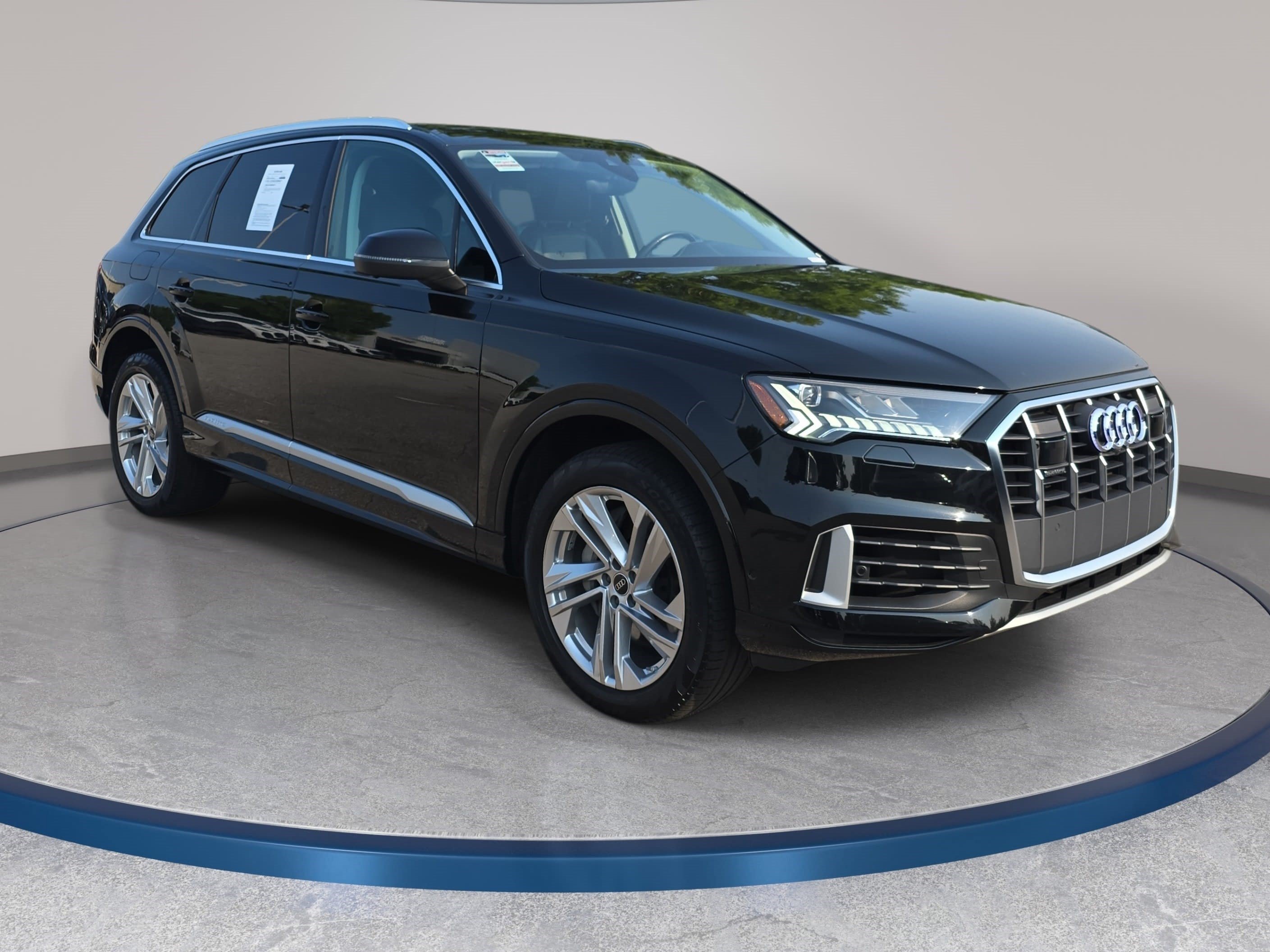 Used 2023 Audi Q7 3.0T Premium AWD/4WD image 3