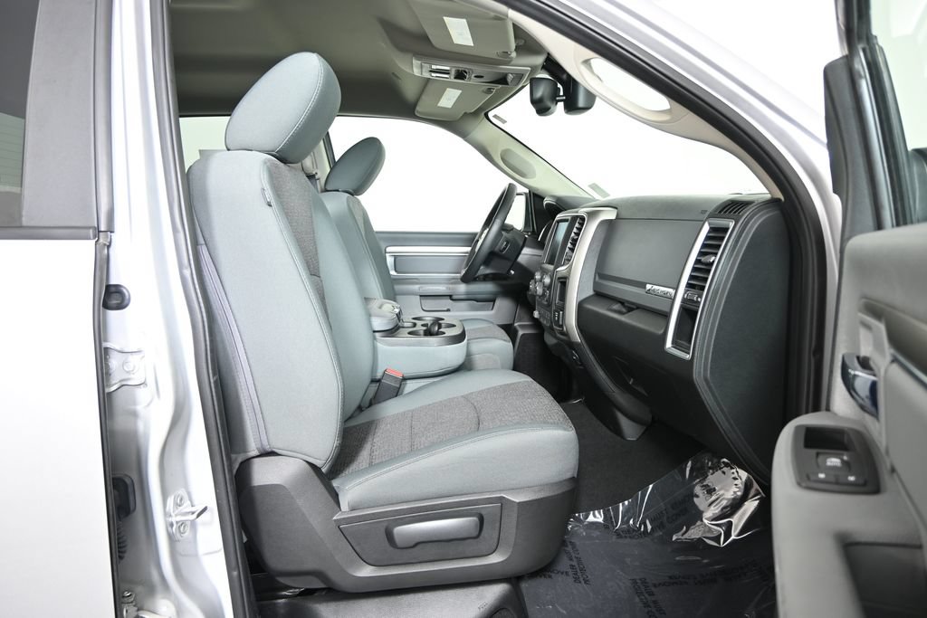 Used 2017 RAM 1500 Big Horn AWD/4WD image 14