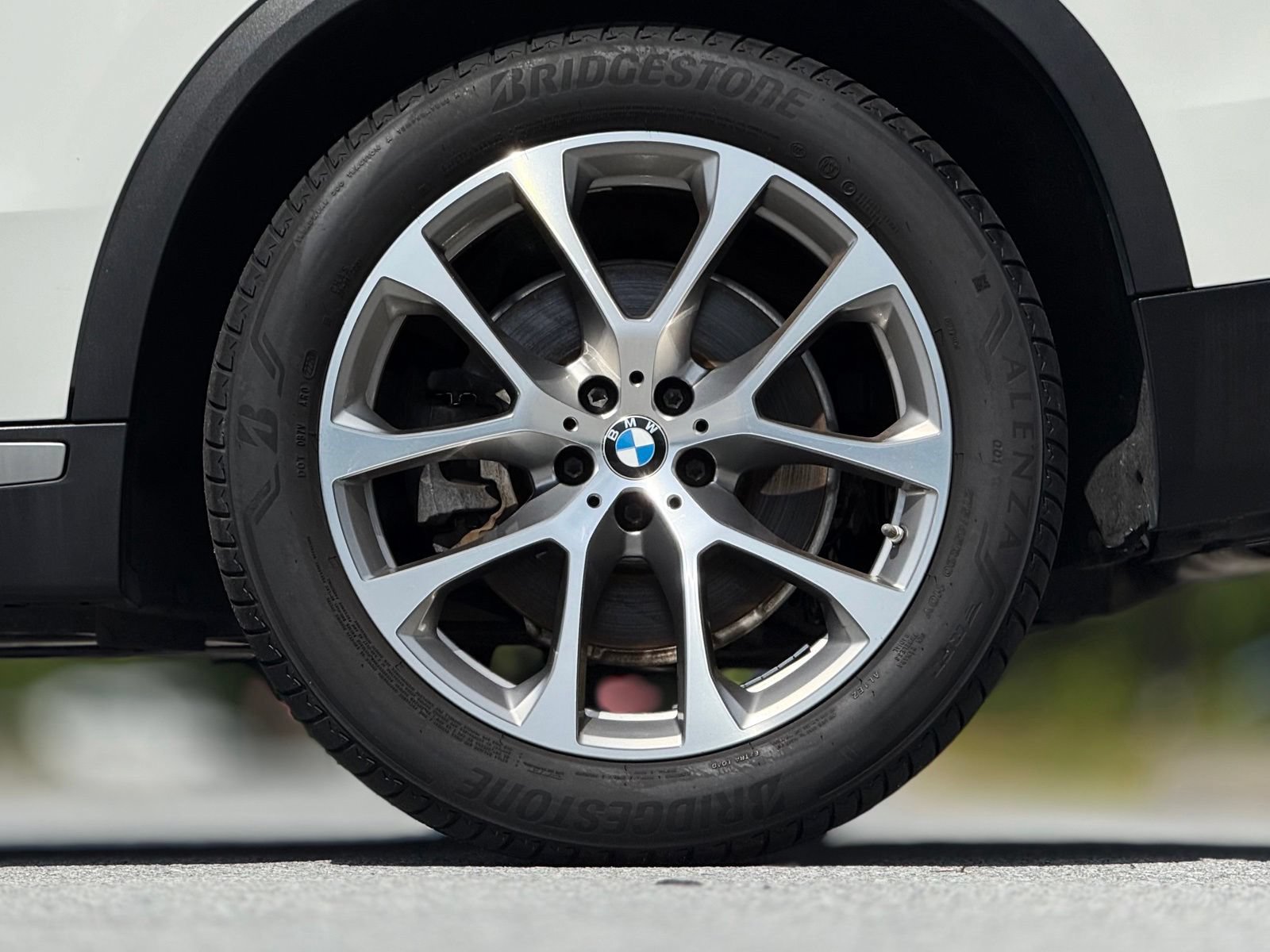 Used 2019 BMW X5 xDrive40i w/ Premium Package 2 AWD/4WD image 19