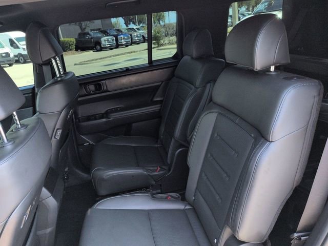 Used 2025 Hyundai Santa Fe Calligraphy AWD/4WD image 14