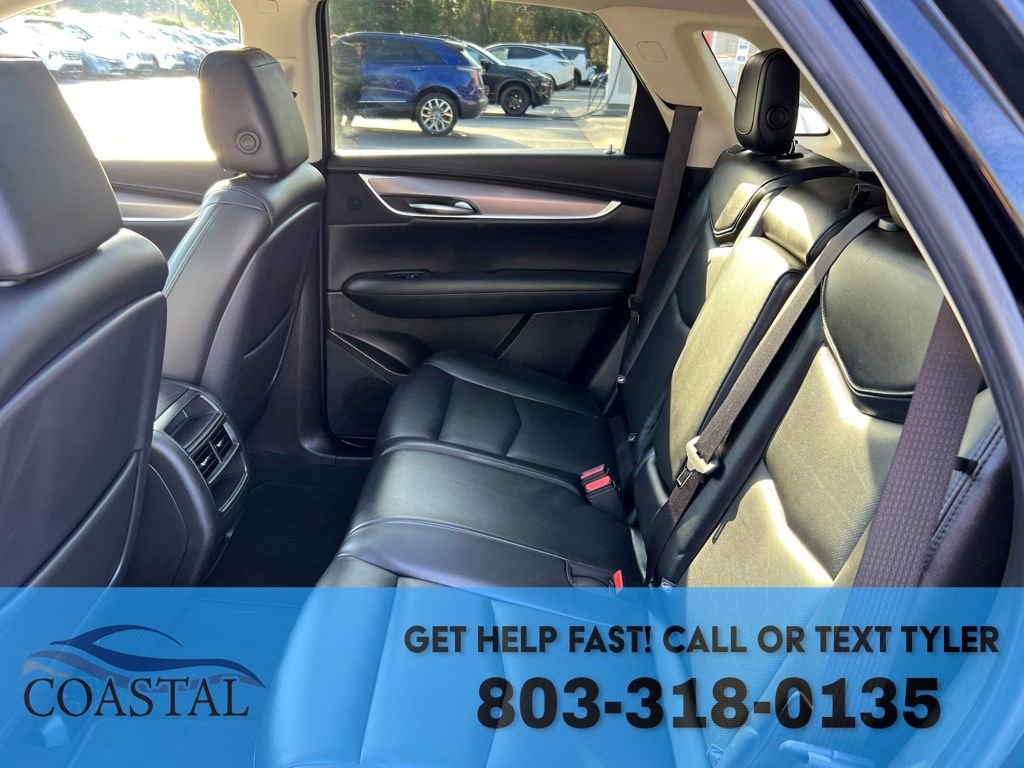 Used 2018 Cadillac XT5 Luxury w/ Driver Awareness Package image 19