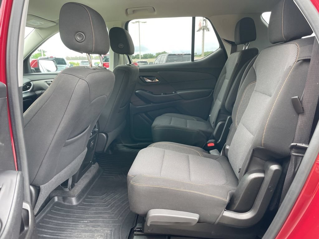 Used 2019 Chevrolet Traverse LT FWD image 25