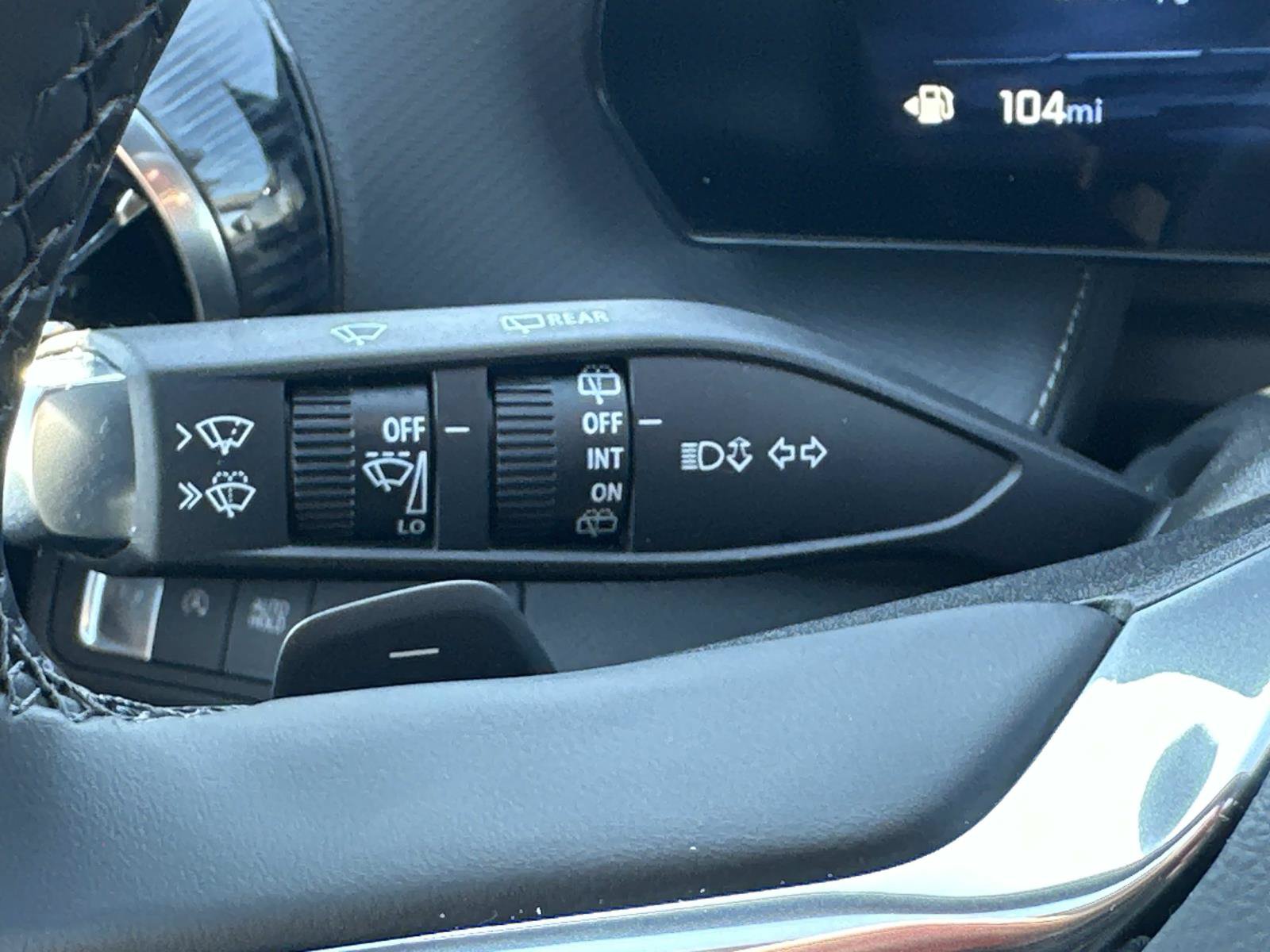 Certified 2025 Chevrolet Equinox LT FWD image 24