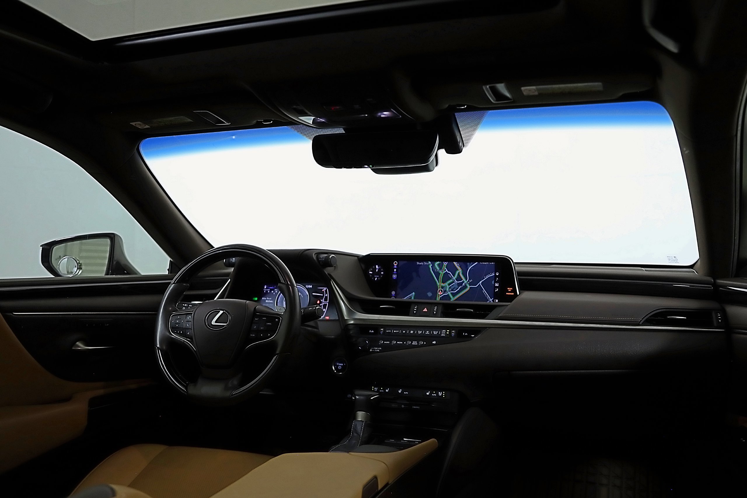 Used 2019 Lexus ES 300h w/ Premium Package FWD image 12
