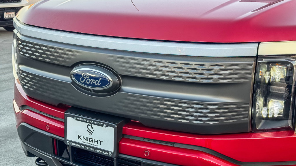 Used 2023 Ford F150 Lightning XLT w/ Equipment Group 312A High AWD/4WD image 6