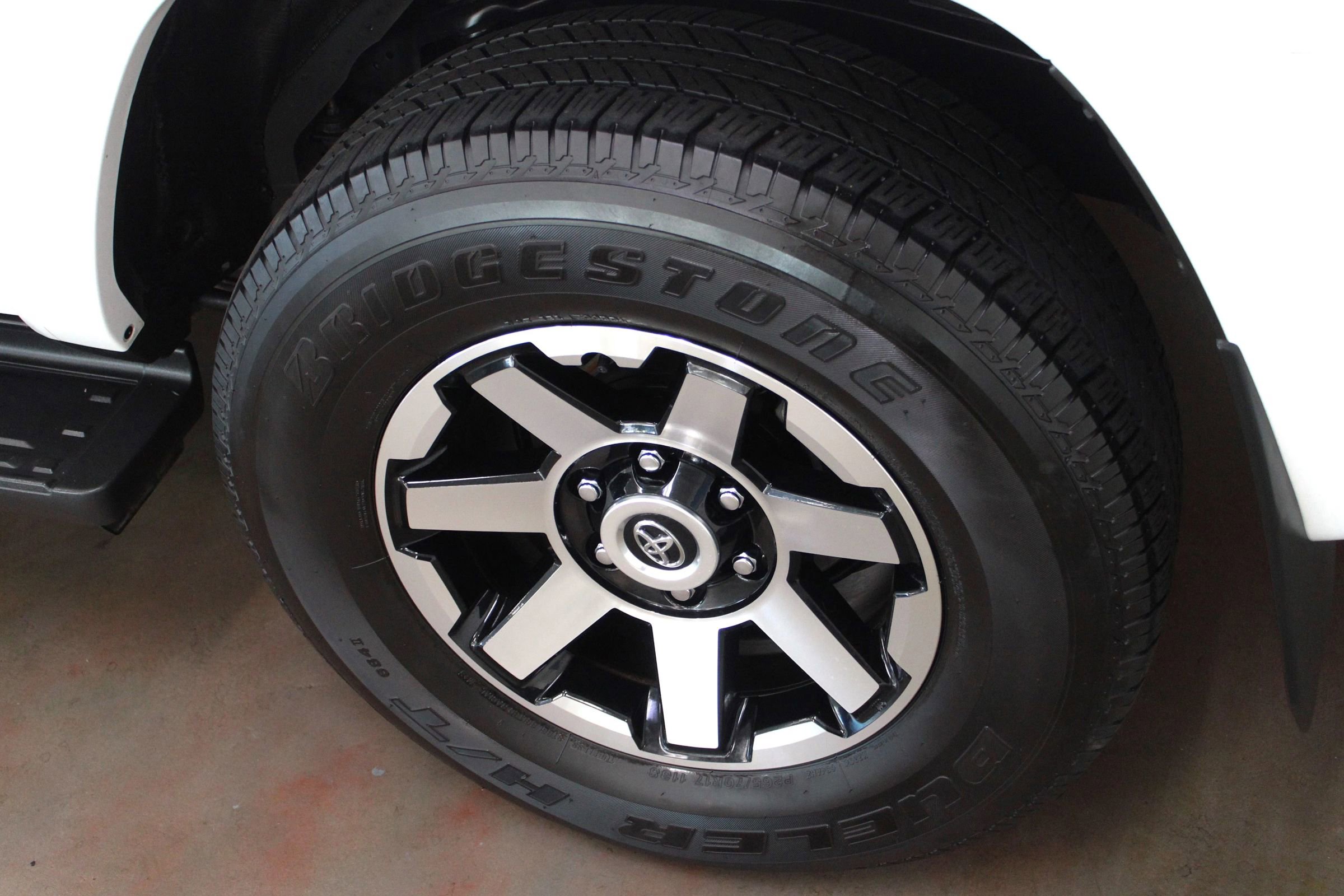 Used 2024 Toyota 4Runner TRD Off-Road Premium image 27