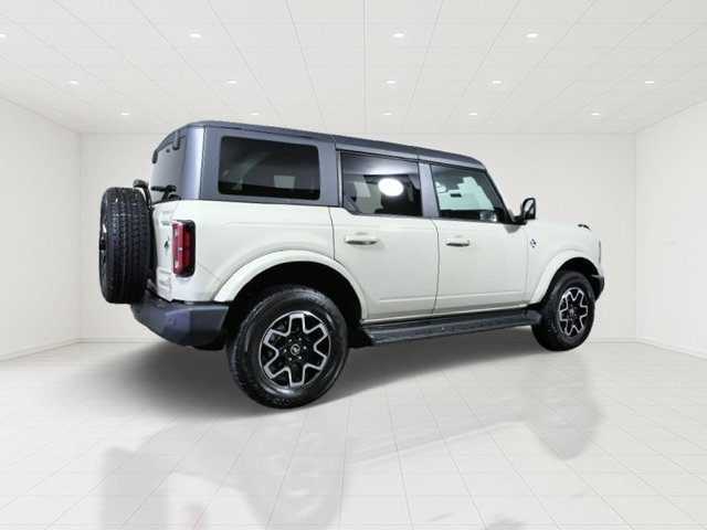 Certified 2025 Ford Bronco Outer Banks AWD/4WD image 6
