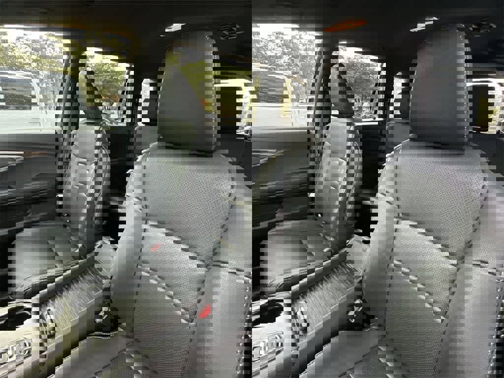 Used 2023 Honda Passport EX-L image 14