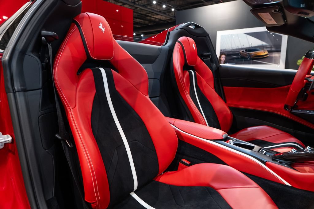 Certified 2021 Ferrari 812 GTS RWD image 31