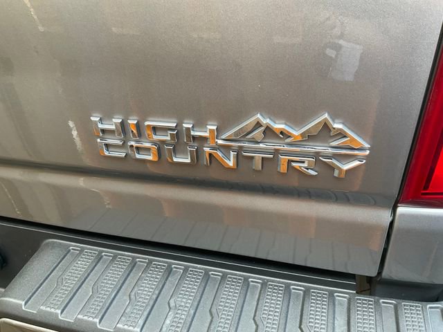 Used 2024 Chevrolet Silverado 3500 High Country w/ High Country Premium Package image 8