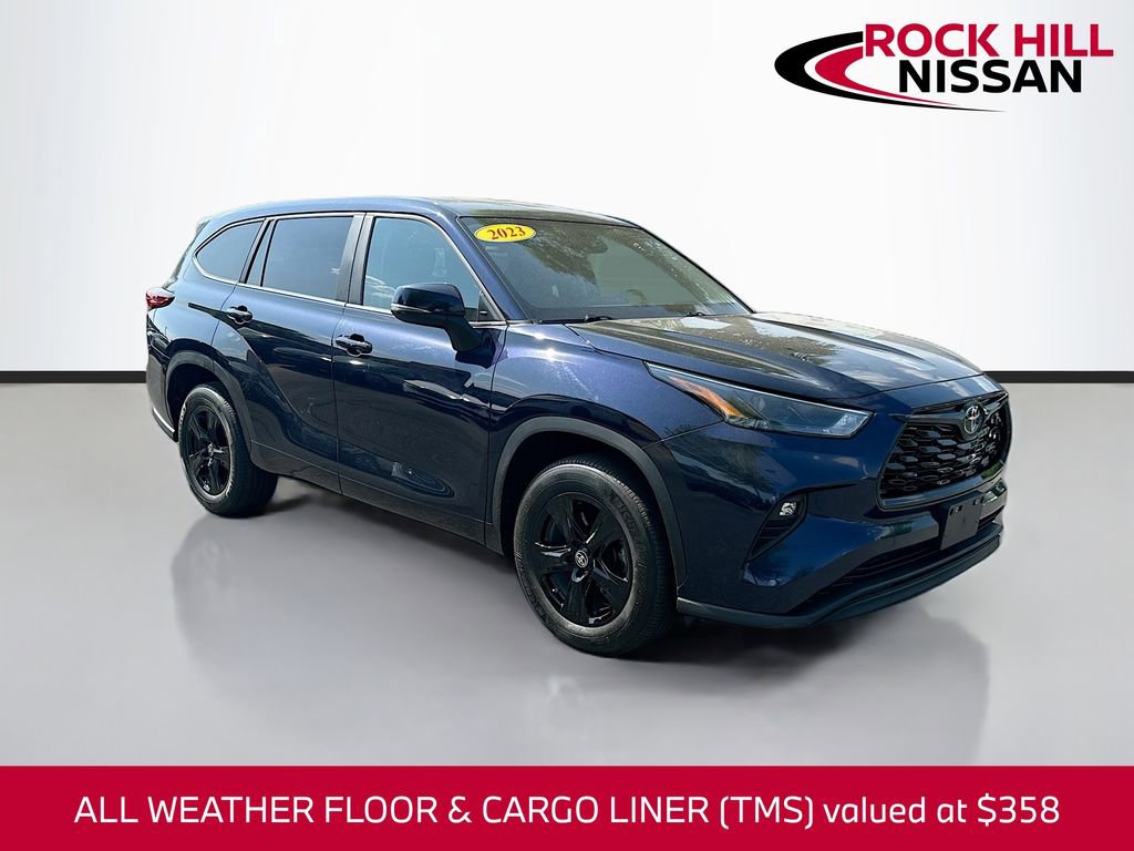 Used 2023 Toyota Highlander LE