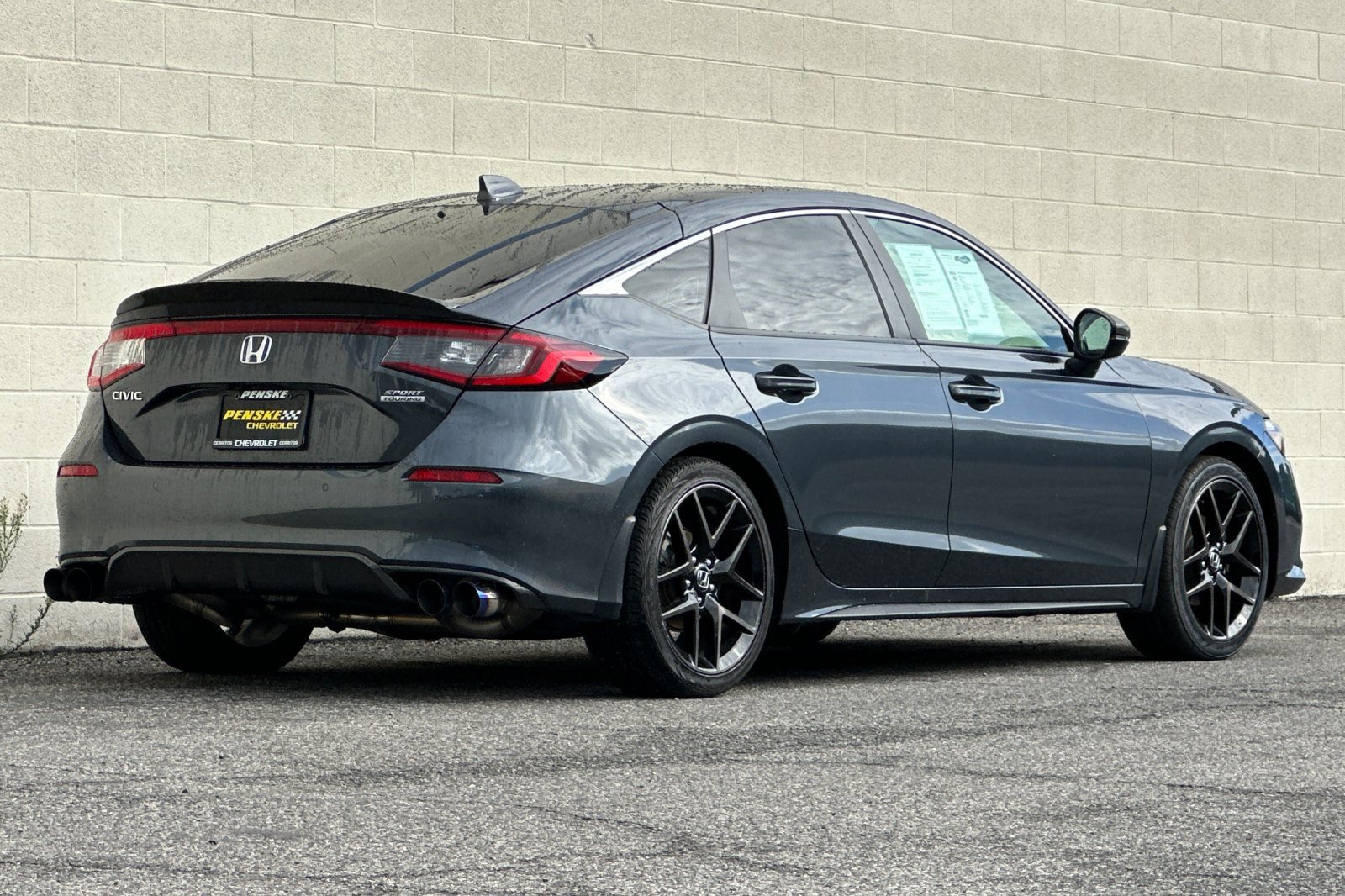 Used 2023 Honda Civic Sport Touring image 4