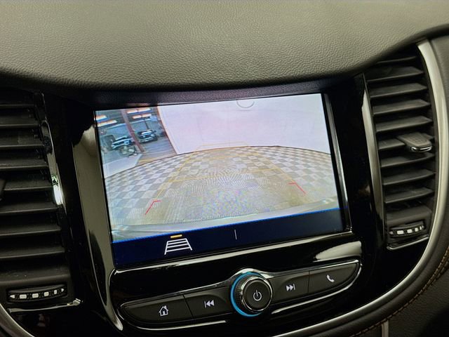 Used 2021 Chevrolet Trax LT w/ Driver Confidence Package image 13