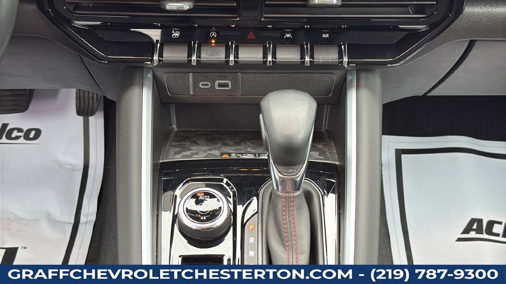 Used 2023 Chevrolet Colorado Z71 w/ Z71 Convenience Package 2 AWD/4WD image 48