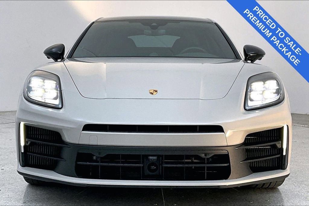 Used 2025 Porsche Panamera 4 w/ Premium Package image 5