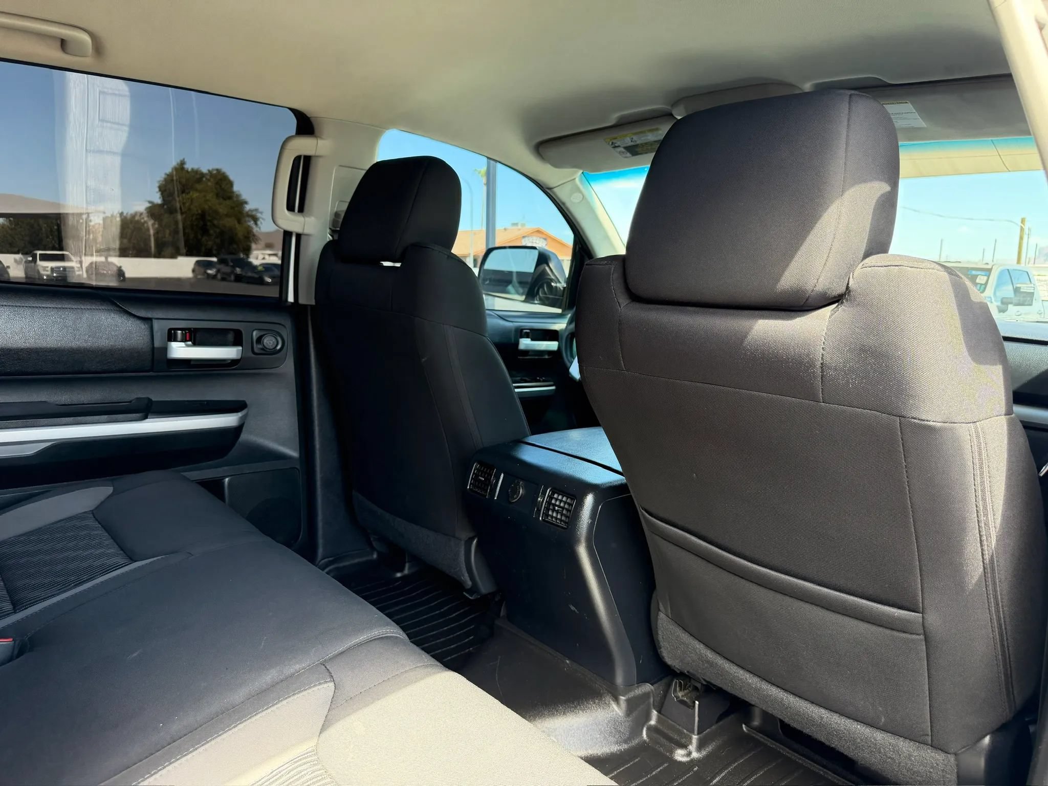 Used 2016 Toyota Tundra SR5 w/ SR5 Upgrade Package RWD image 24