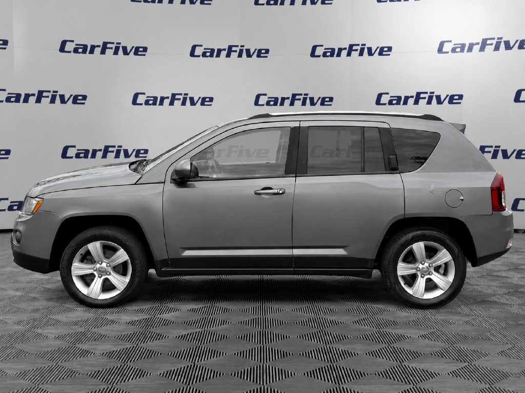 Used 2014 Jeep Compass Latitude AWD/4WD image 2