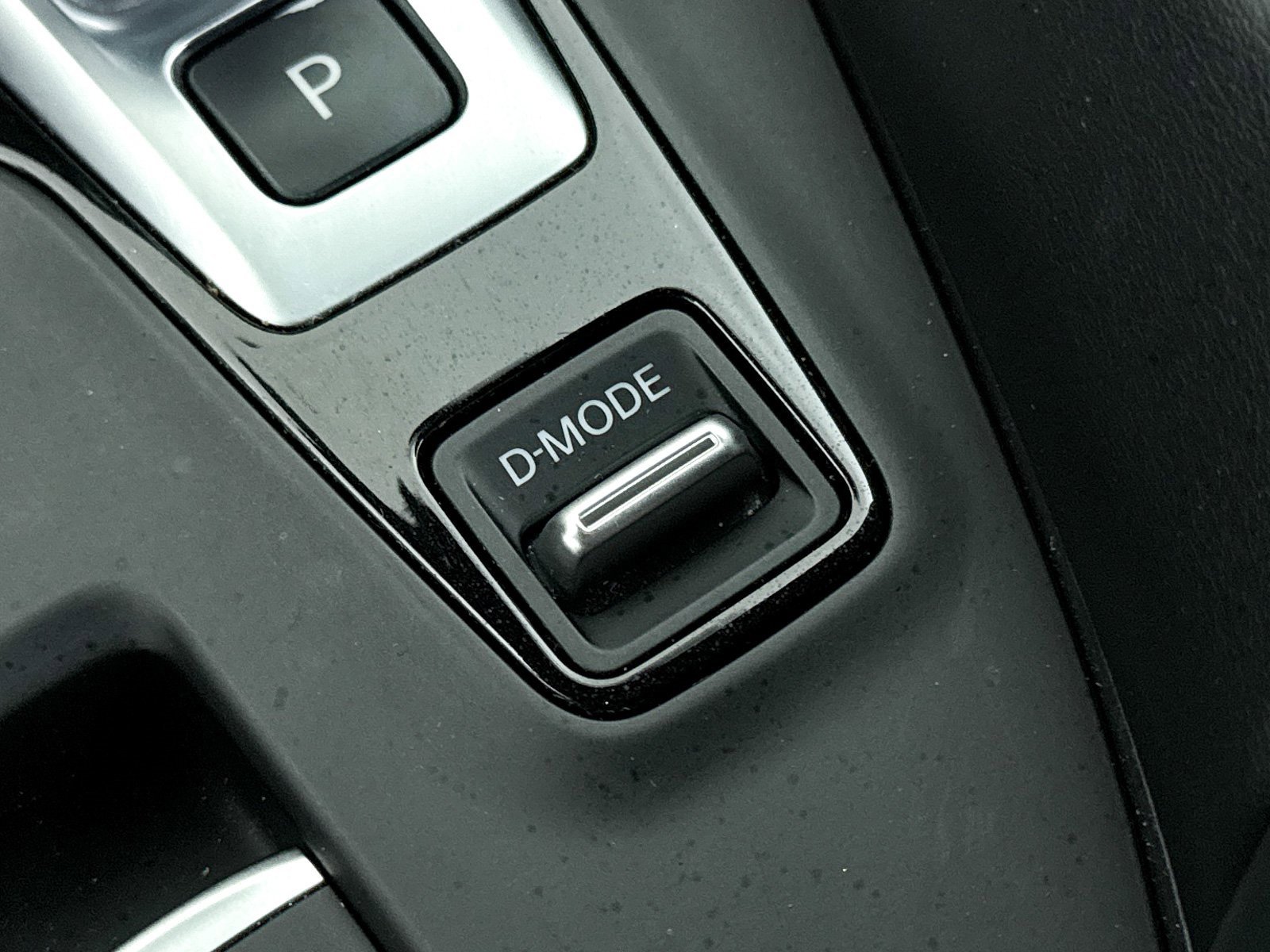 Used 2021 INFINITI QX50 Luxe w/ Appearance Package image 10