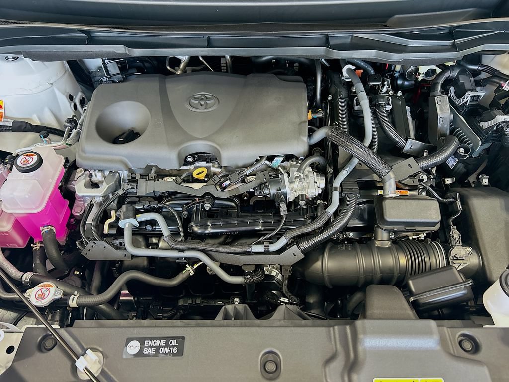 New 2026 Toyota Sienna LE FWD image 8
