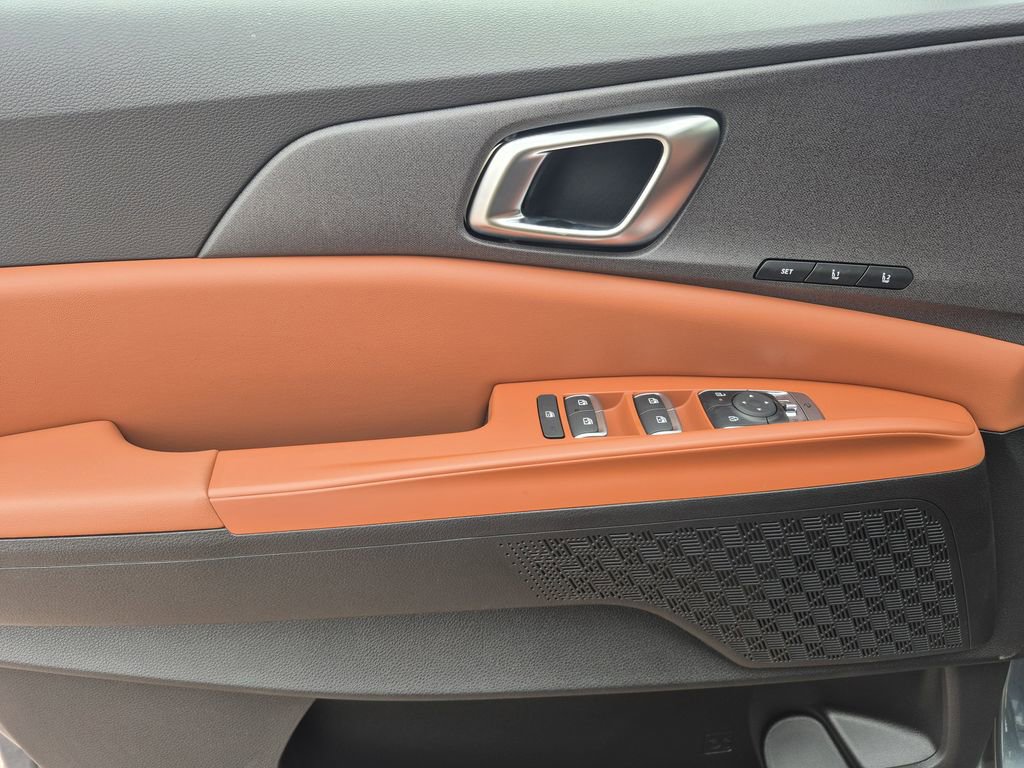 New 2026 Kia Carnival SX image 6