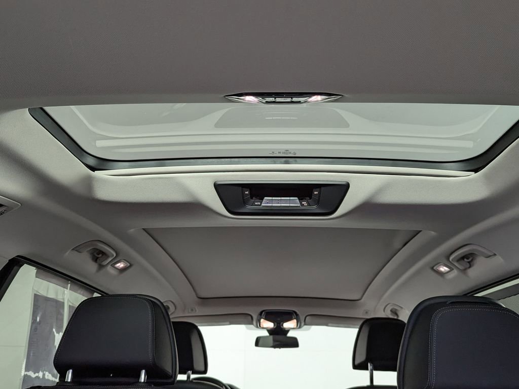 Used 2020 BMW X7 xDrive40i w/ Premium Package image 13