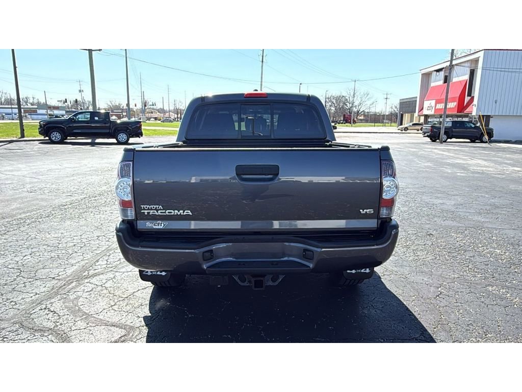 Used 2011 Toyota Tacoma 4x4 Double Cab w/ TRD Sport Pkg w/JBL Audio image 6