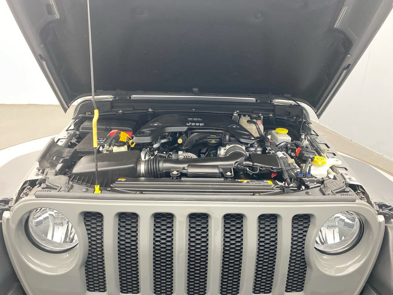 Used 2021 Jeep Wrangler Sport AWD/4WD image 11