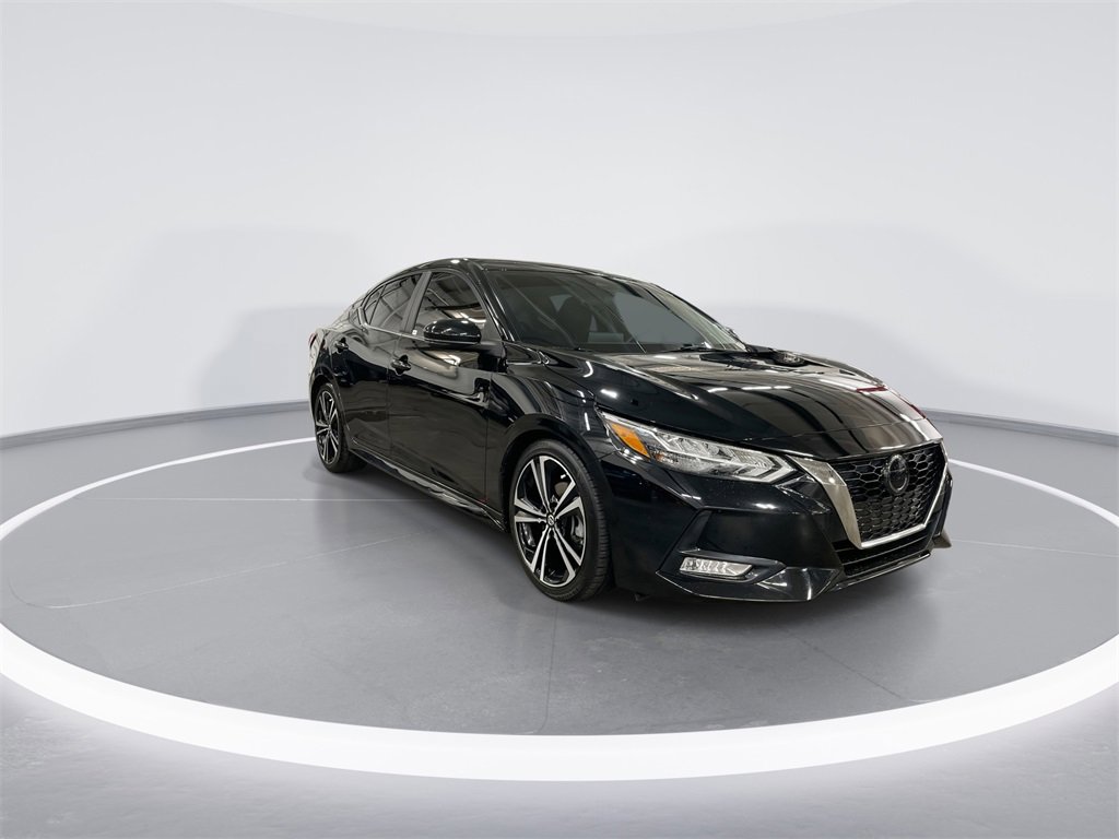 Used 2021 Nissan Sentra SR image 2
