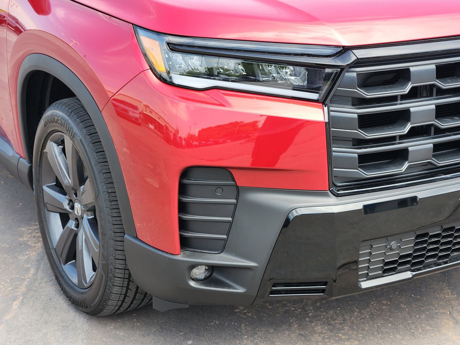 New 2026 Honda Pilot Sport image 10