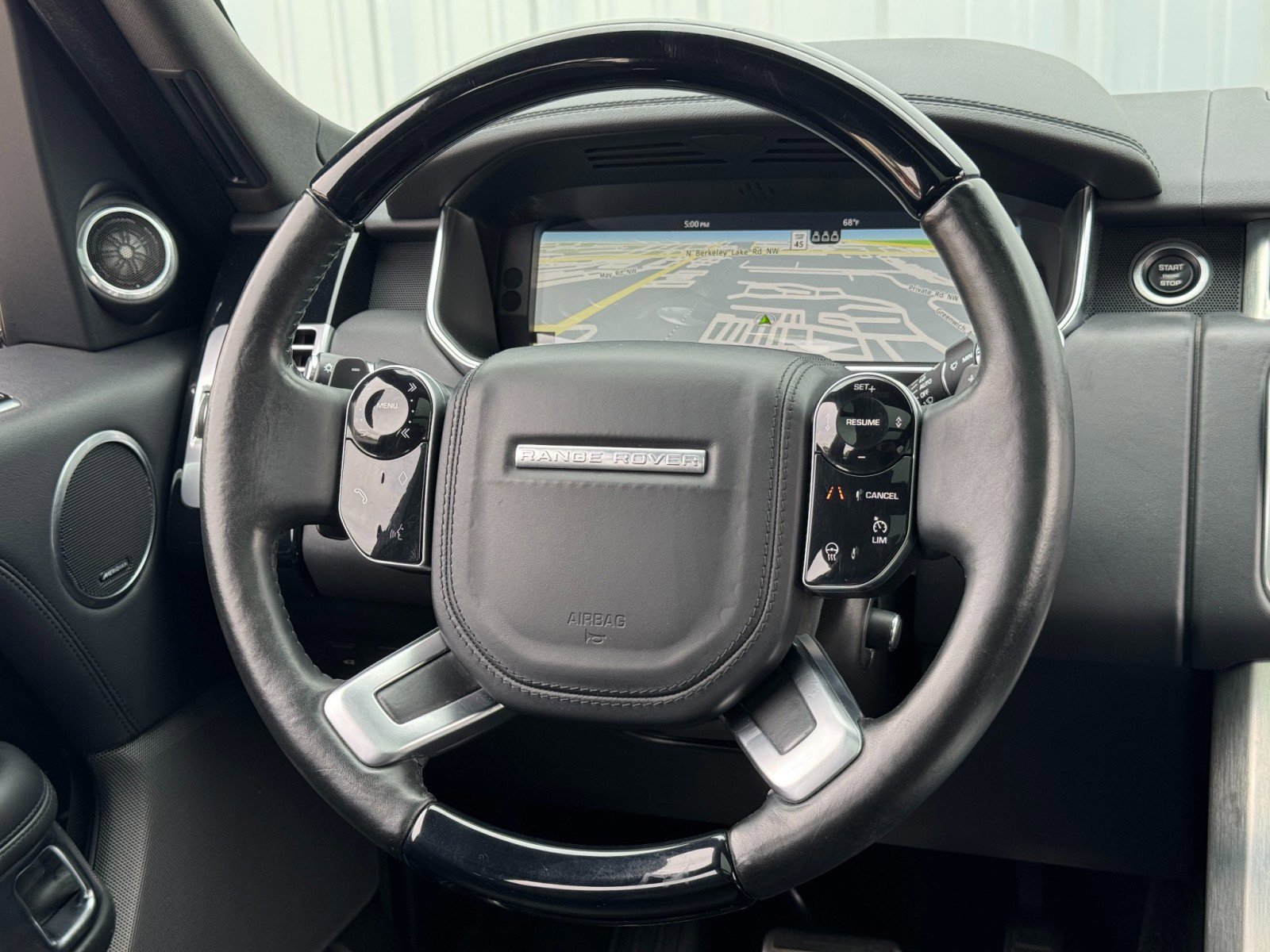 Used 2021 Land Rover Range Rover P525 Westminster Edition image 22