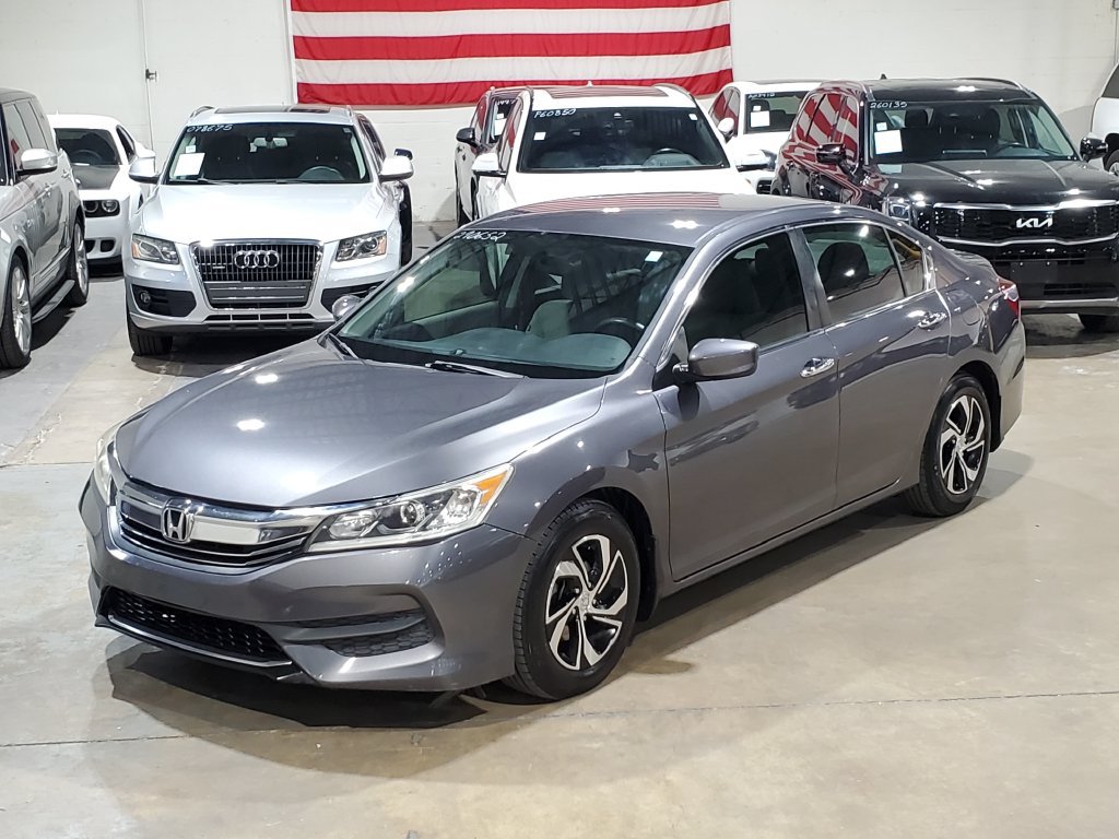 Used 2017 Honda Accord LX image 35