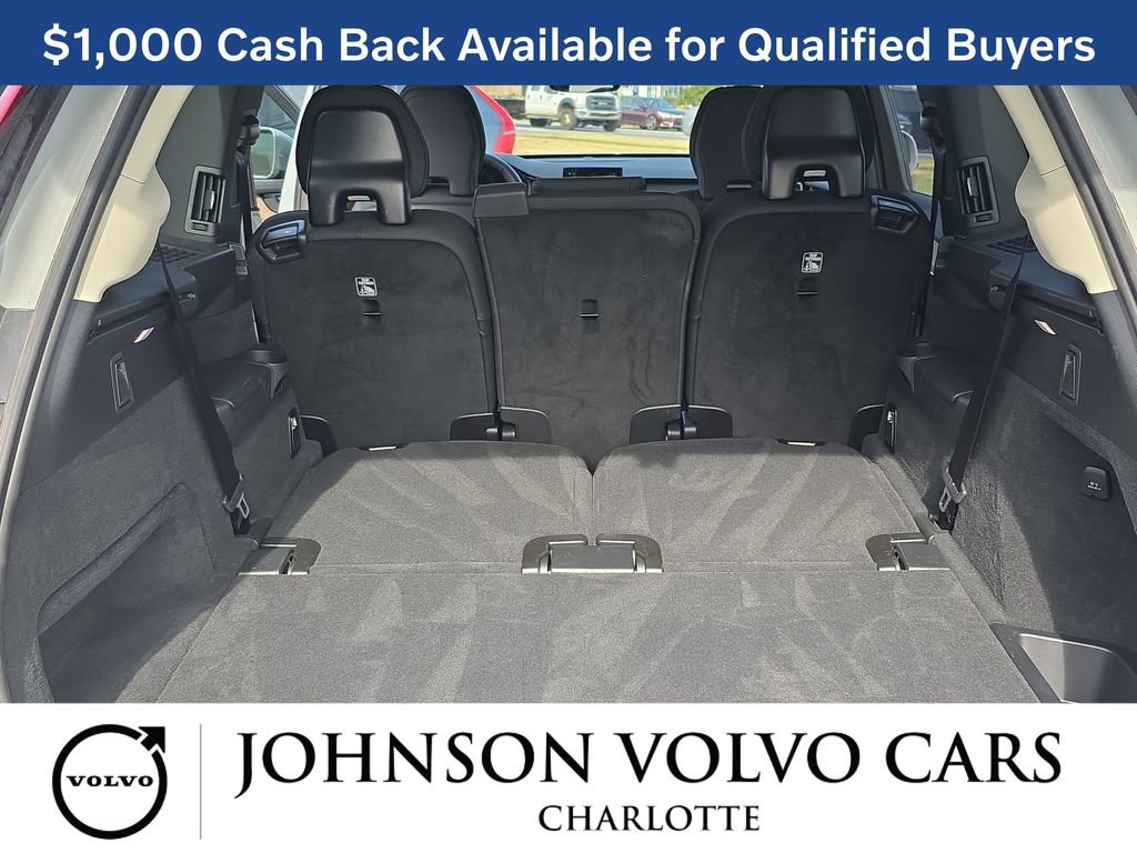 New 2026 Volvo XC90 T8 Plus w/ Protection Package Premier image 15