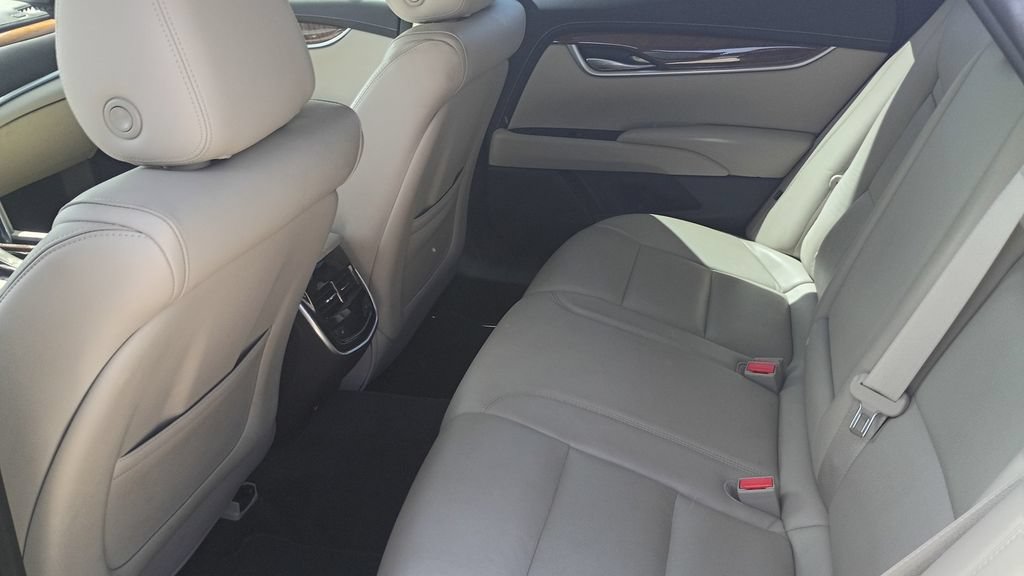 Used 2018 Cadillac XTS Luxury w/ Driver Awareness Package FWD image 21