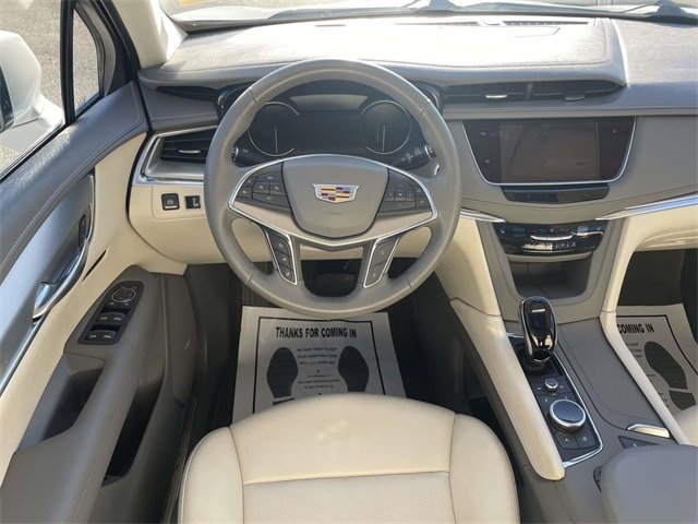 Used 2021 Cadillac XT5 Premium Luxury image 12