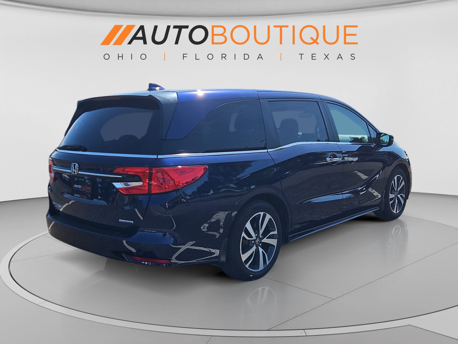 Used 2024 Honda Odyssey Touring image 5