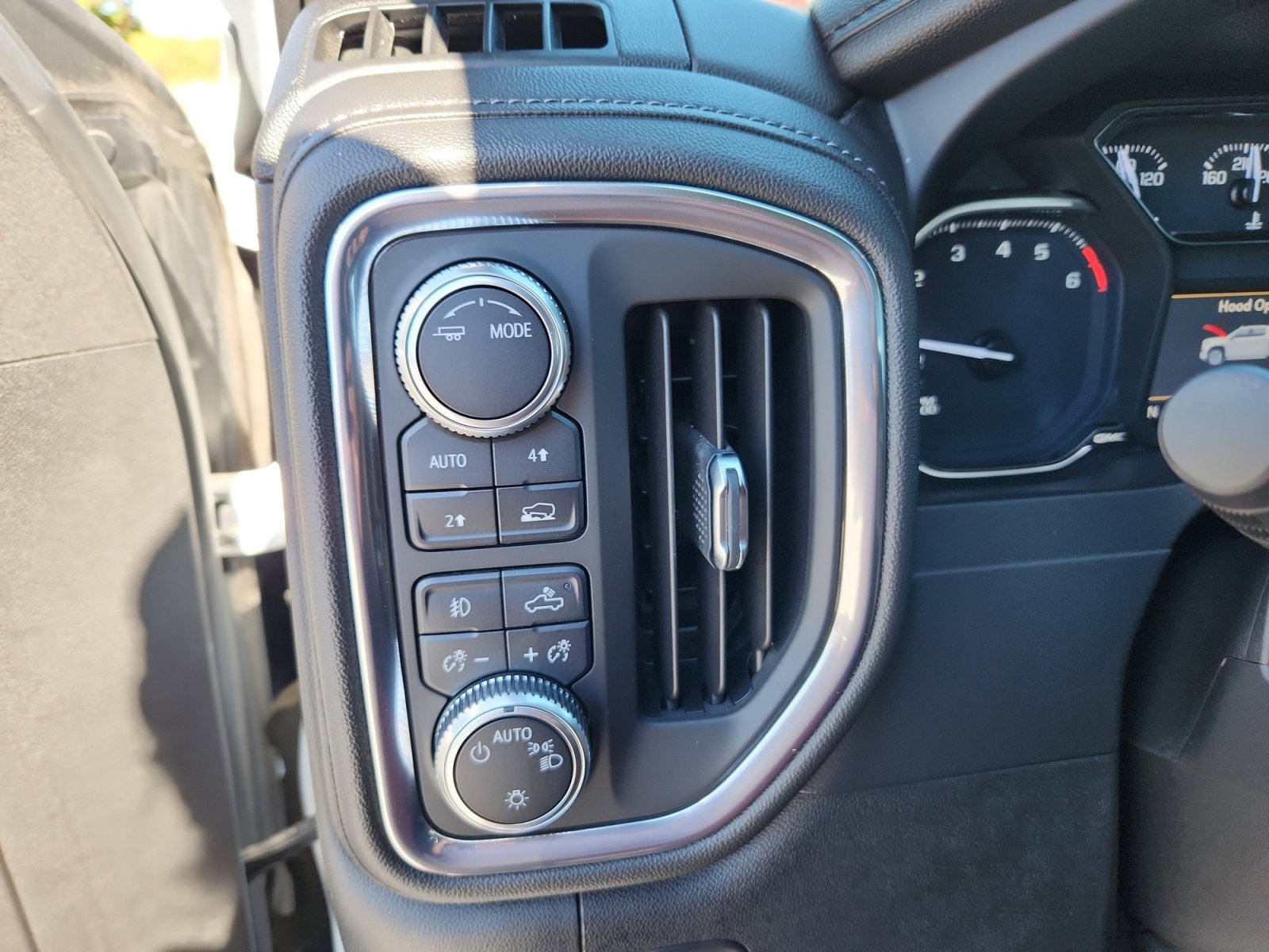 Used 2021 GMC Sierra 1500 Elevation image 31