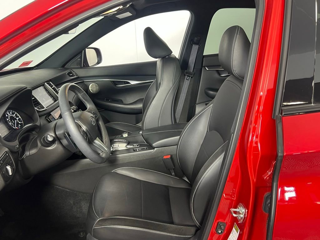 Used 2024 INFINITI QX50 Sport image 23