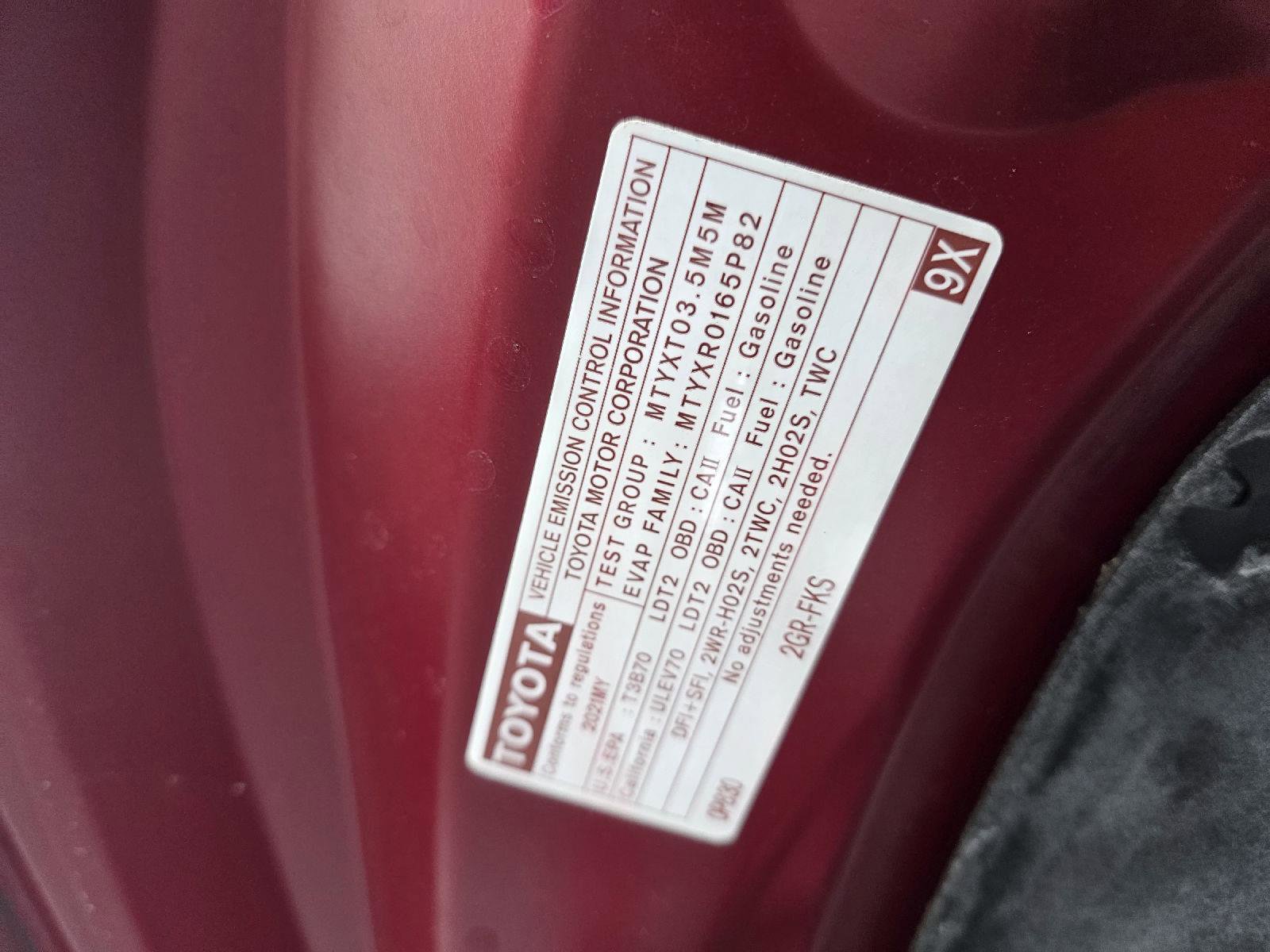 Used 2021 Toyota Highlander XLE image 37