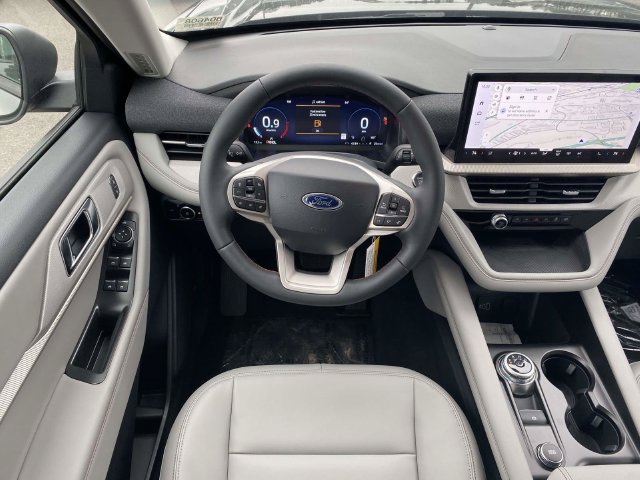 New 2026 Ford Explorer Active w/ Active Comfort Package RWD image 10