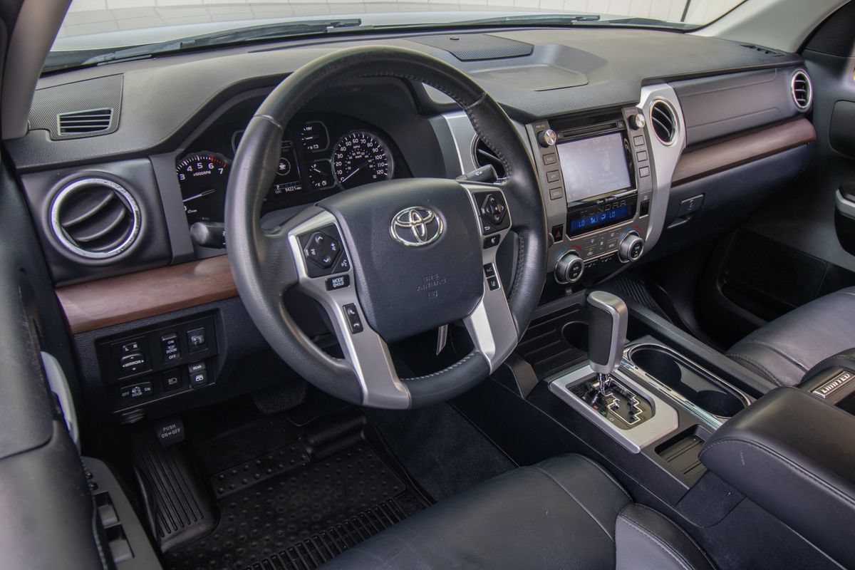 Used 2018 Toyota Tundra Limited AWD/4WD image 12