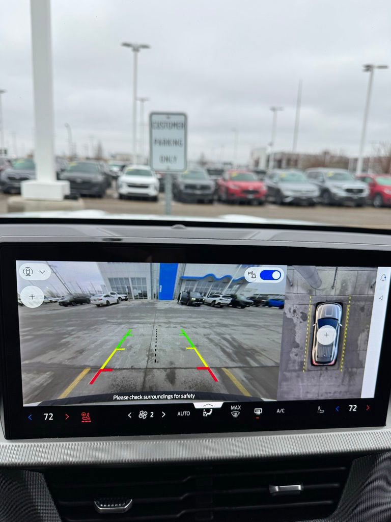 Used 2026 Ford Explorer ST-Line image 18