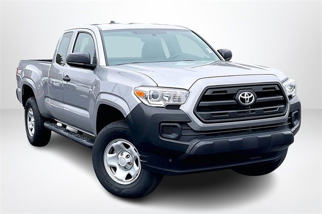 Used 2017 Toyota Tacoma SR
