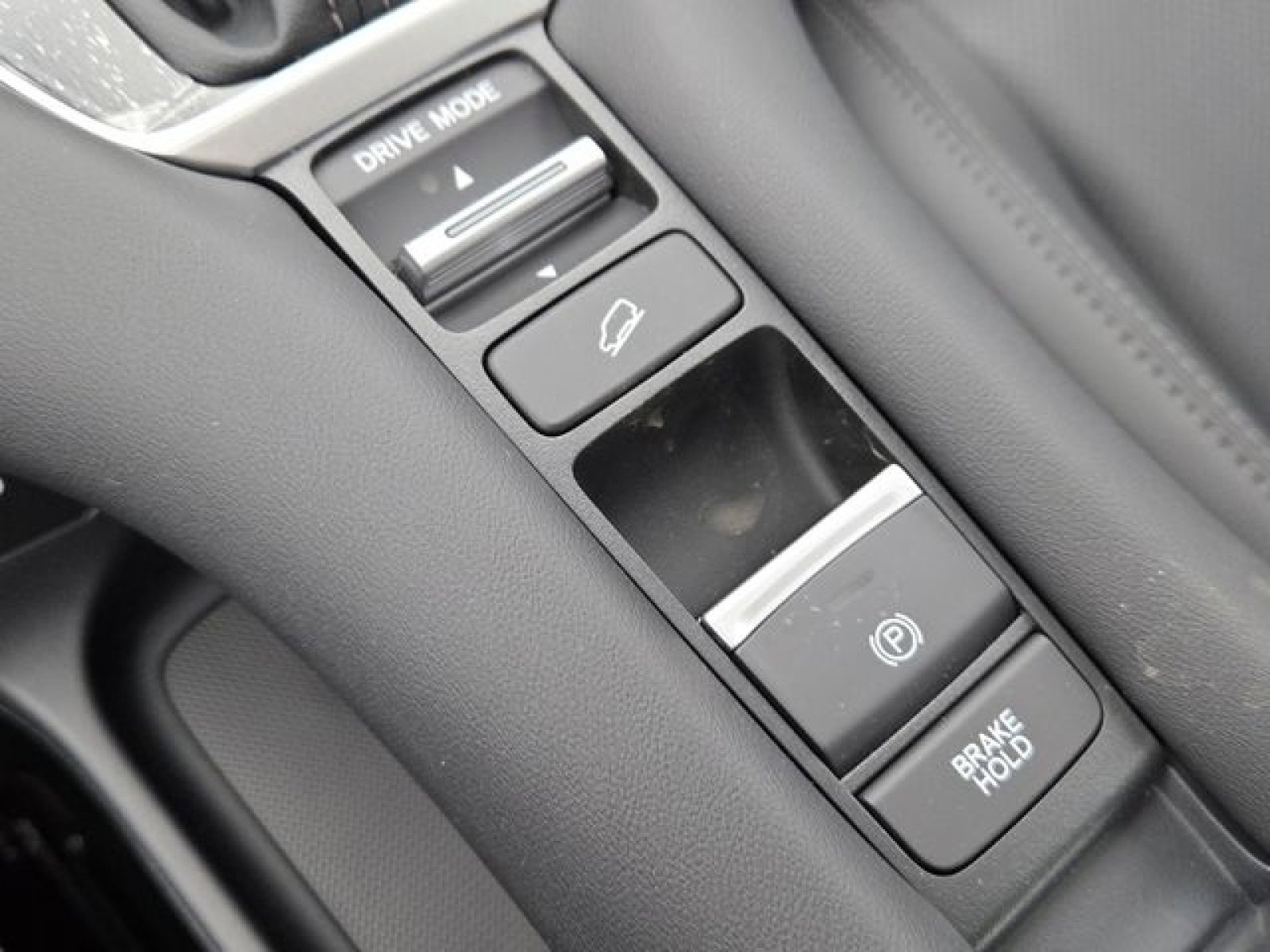 New 2027 Honda HR-V EX-L image 18