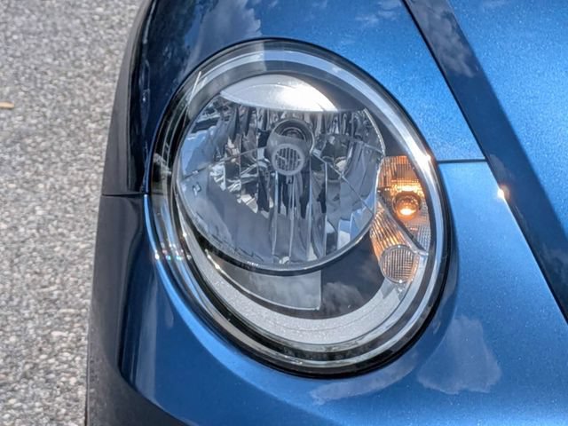 Used 2017 Volkswagen Beetle 1.8T SEL FWD image 9