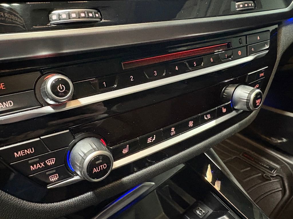 Used 2019 BMW X3 sDrive30i RWD image 14