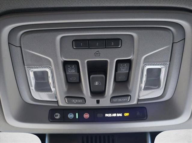 Used 2025 Chevrolet Silverado 3500 LTZ w/ LTZ Plus Package AWD/4WD image 19