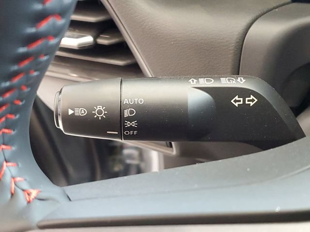 New 2026 Nissan Sentra SR w/ SR Premium Package FWD image 11